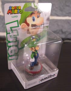 Amiibo Luigi (02)